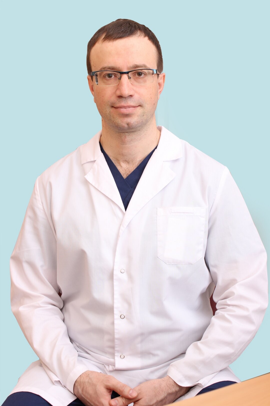 Врач сосудистый хирург, флеболог, врач УЗИ Толстов Павел Аександрович